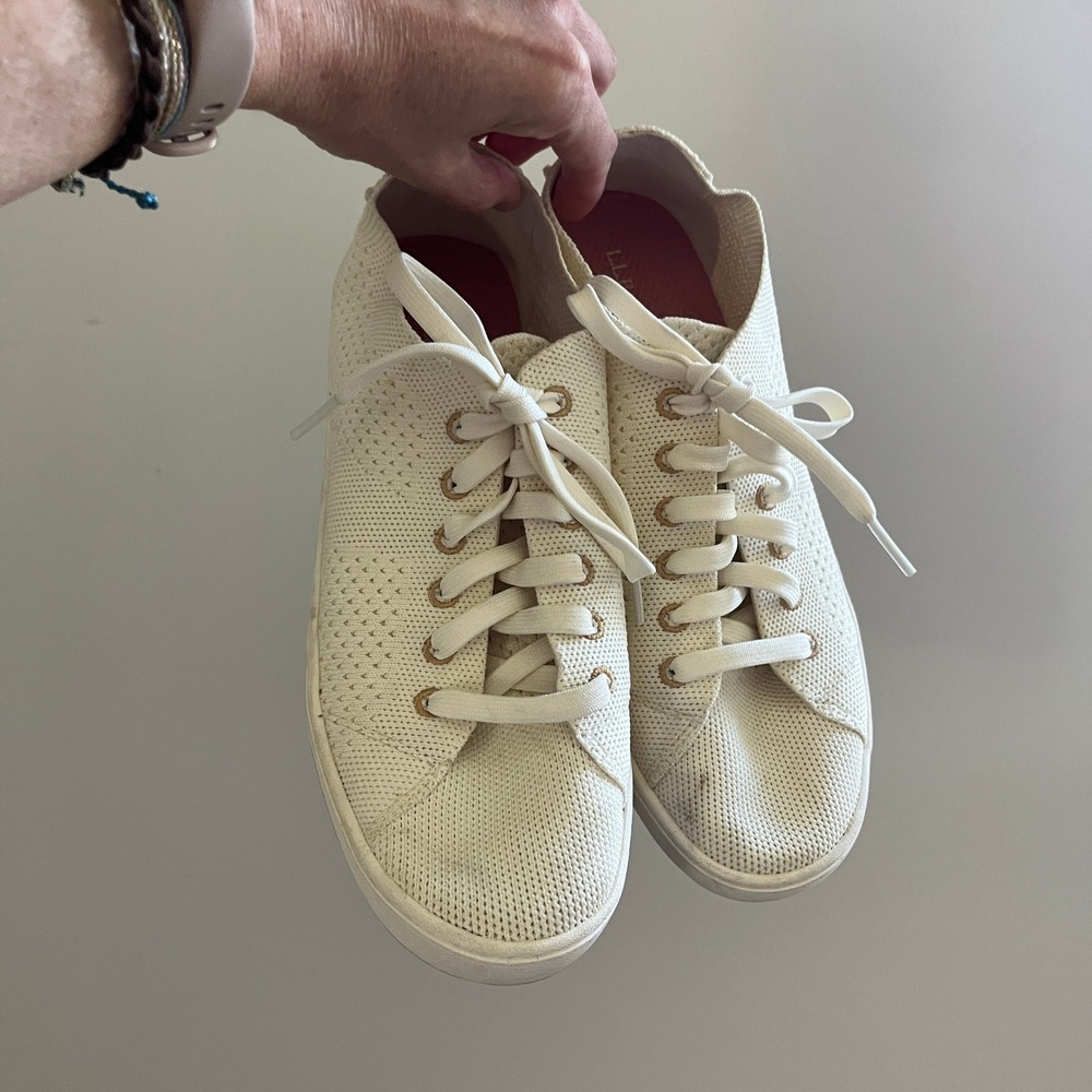 L.L.‎ Bean Womens Knit Sneakers size 7.5 Cream Low Top Lace Up Shoes Everyday